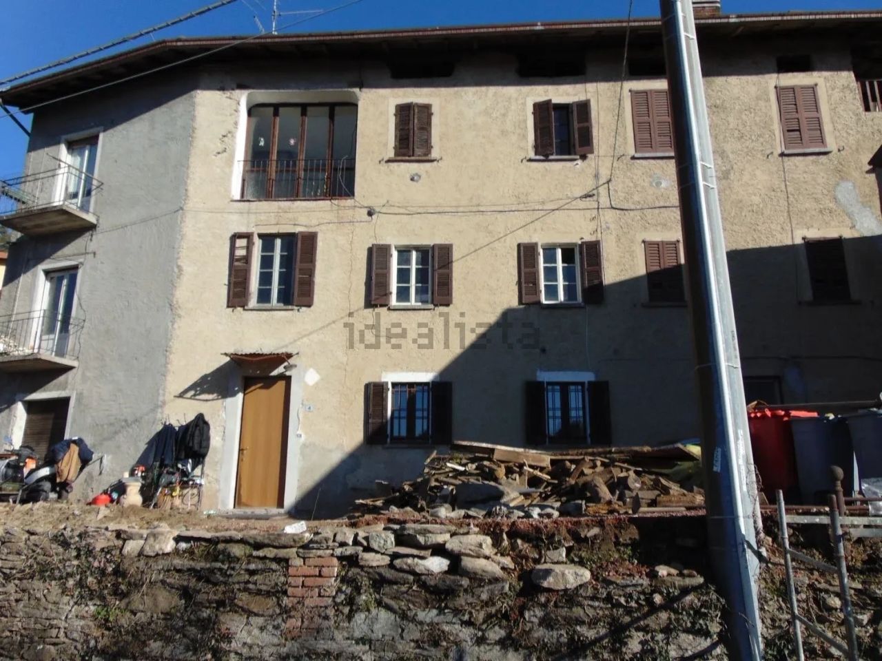 Casa indipendente in vendita in via Luigi Cadorna, 3